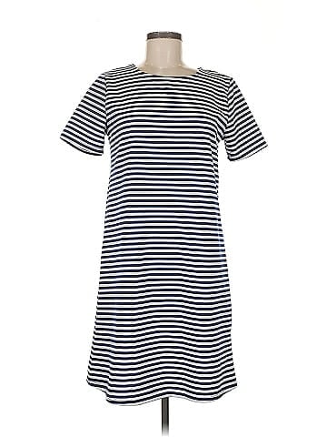 Betsey's Boutique Shop Casual Dress (view 1)