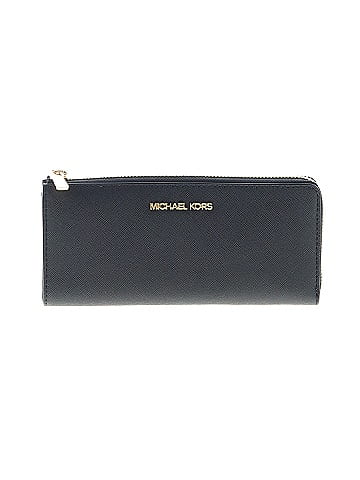 Michael Kors Wallet (view 1)