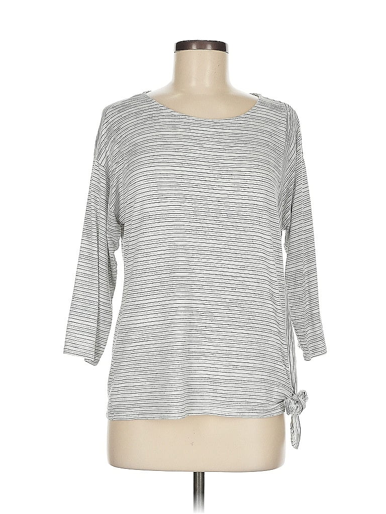 Pre-owned Chico's 3/4 Sleeve T-shirt In Gray