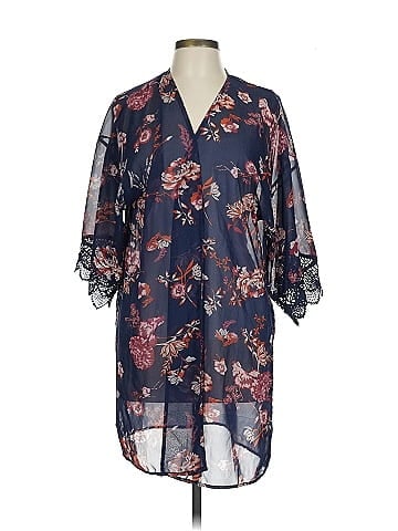 Wallflower Kimono (view 1)