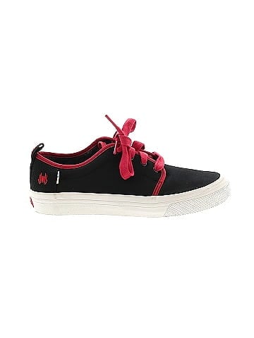 TOMS x Marvel Sneakers (view 1)
