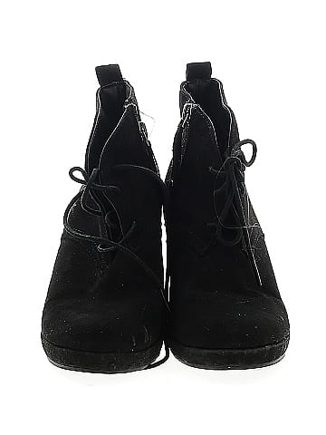 DV Wedges (view 2)