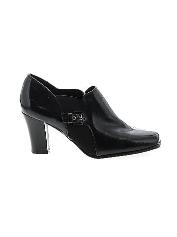 Etienne Aigner Heels (view 1)