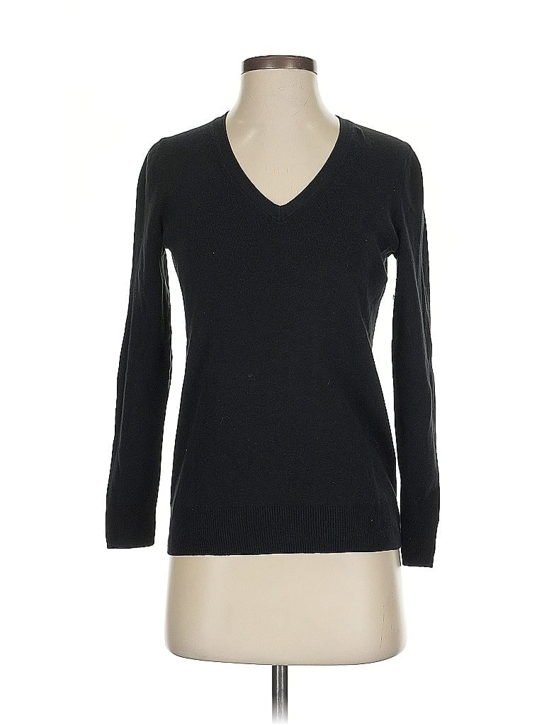 Pre-owned Gap Pullover Sweater In Black