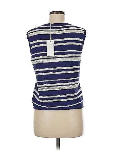 Socapri Sleeveless T-Shirt (view 2)