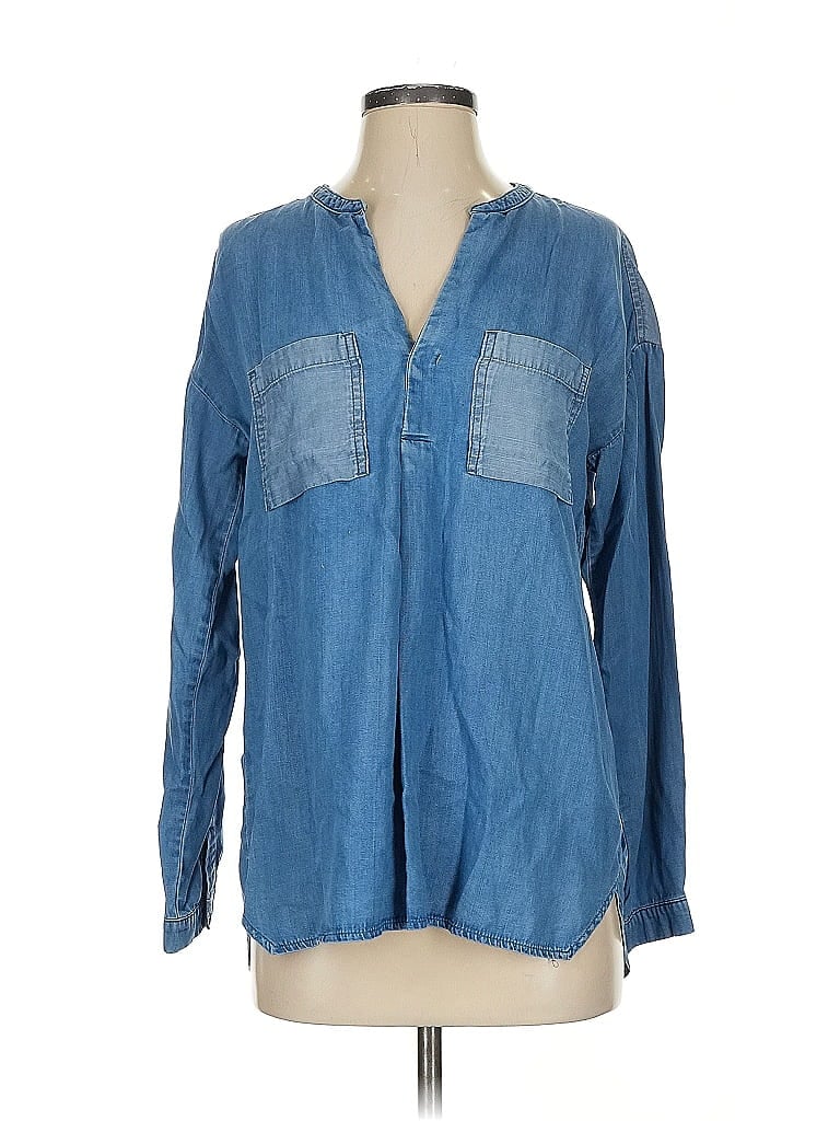 Click to view more detailed imagery on our partner's website Pre-owned Lole Long Sleeve Blouse In Blue
