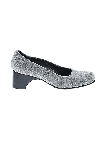 Etienne Aigner Heels (view 1)
