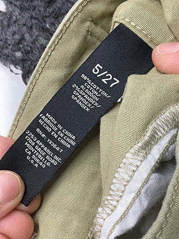 BCBGeneration Solid Green Khakis Size 5