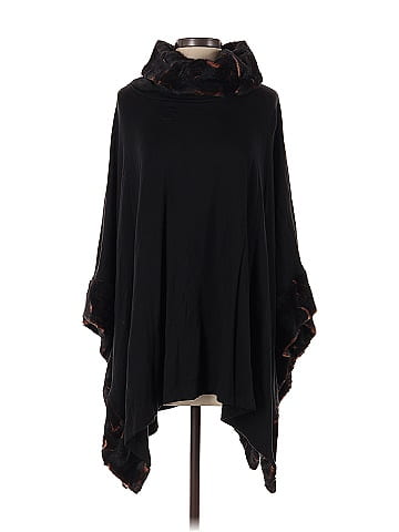 Capote Poncho (view 1)