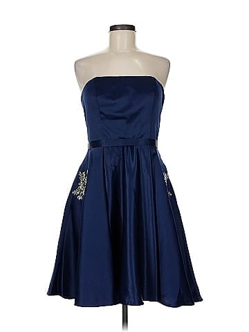 Dave & Johnny by Laura Ryner Cocktail Dress (view 1)