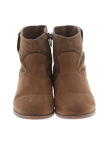 The Children's Place Ankle Boots (view 2)