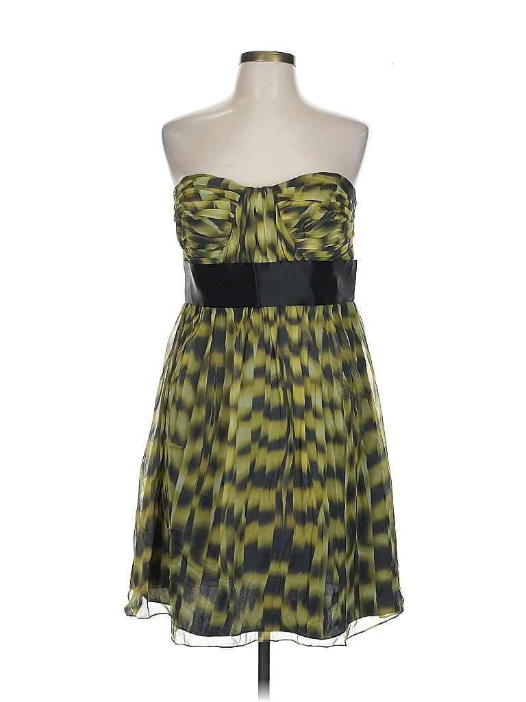 Click to view more detailed imagery on our partner's website Pre-owned Calvin Klein Cocktail Dress In Green