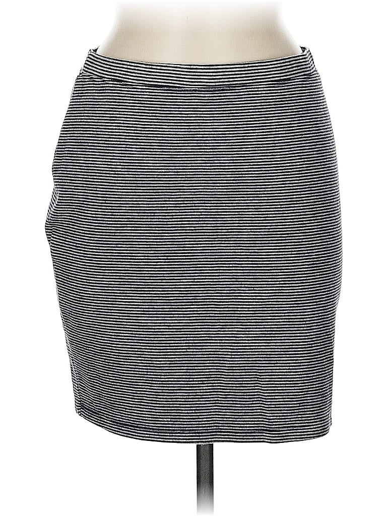 Pre-owned Max Studio Casual Skirt In Gray