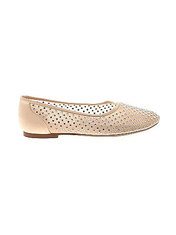 Zara Flats (view 1)