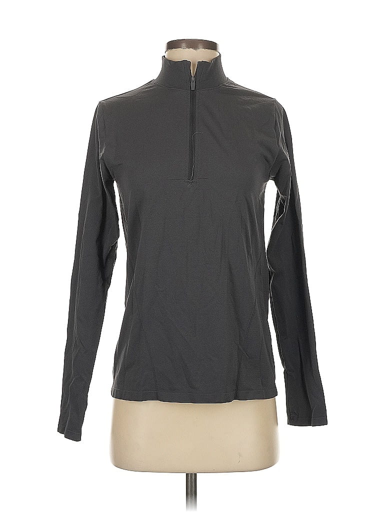 Click to view more detailed imagery on our partner's website Pre-owned Fabletics Fleece Jacket In Black