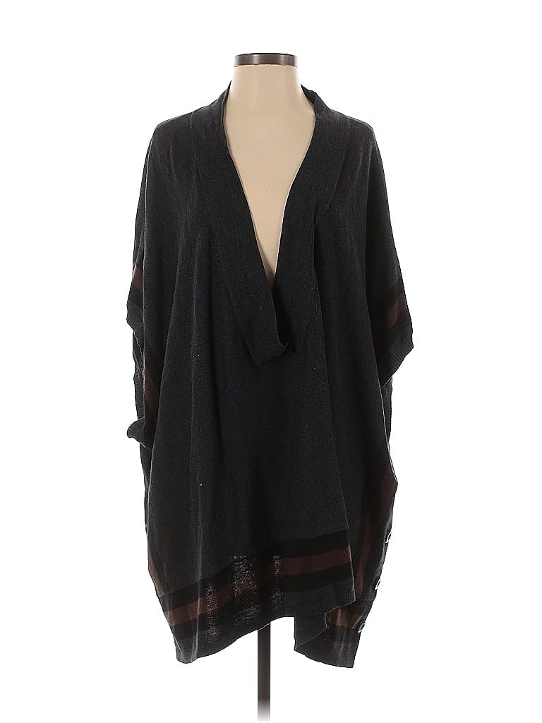Pre-owned Hinge Poncho In Gray