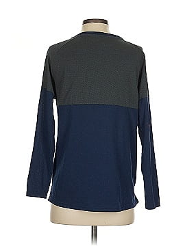 Nike 3/4 Sleeve T-Shirt (view 2)