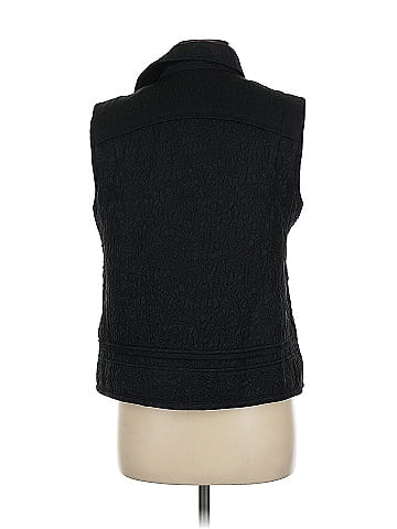 Elizabeth and James Vest (view 2)