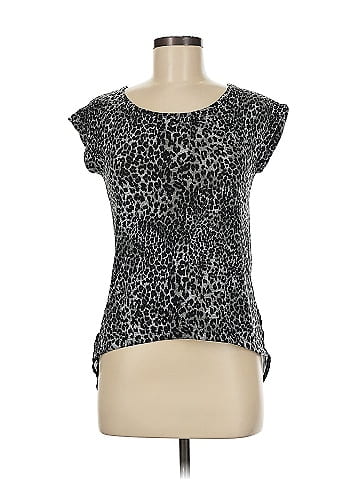 Wallflower Short Sleeve Top (view 1)