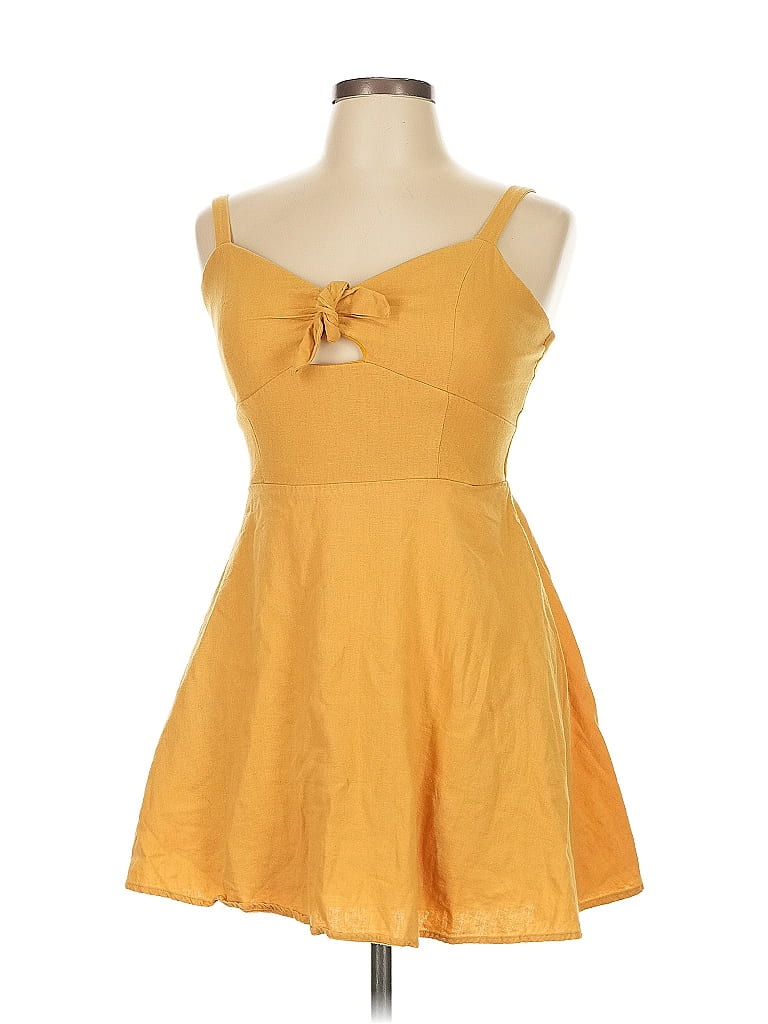 Speechless Yellow Sleeveless Top Size L - photo 1