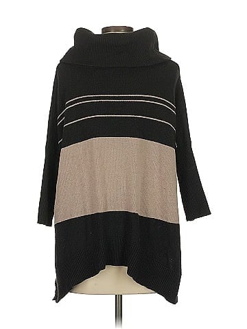 Love Stitch Poncho (view 2)