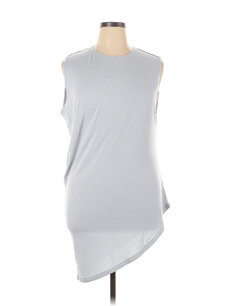 Pre-owned Athleta Sleeveless T-shirt In Gray