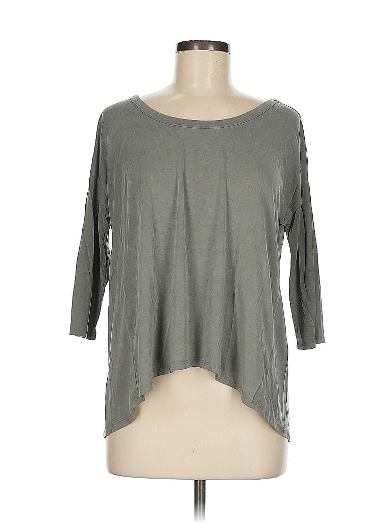 SIENNA SKY Pre-owned 3/4 Sleeve T-shirt In Gray
