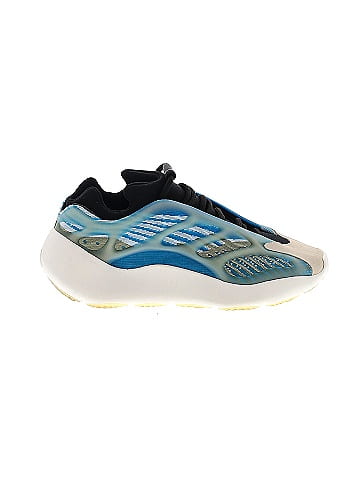 Adidas x Yeezy 700 V3 Arzareth Sneakers (view 1)