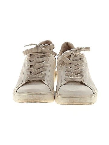 Bata Sneakers (view 2)