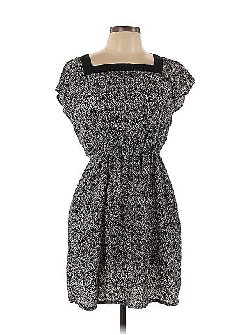Paraella Casual Dress (view 1)