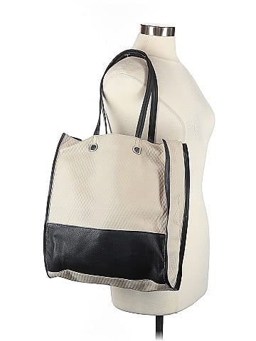 Danielle Nicole Tote (view 2)