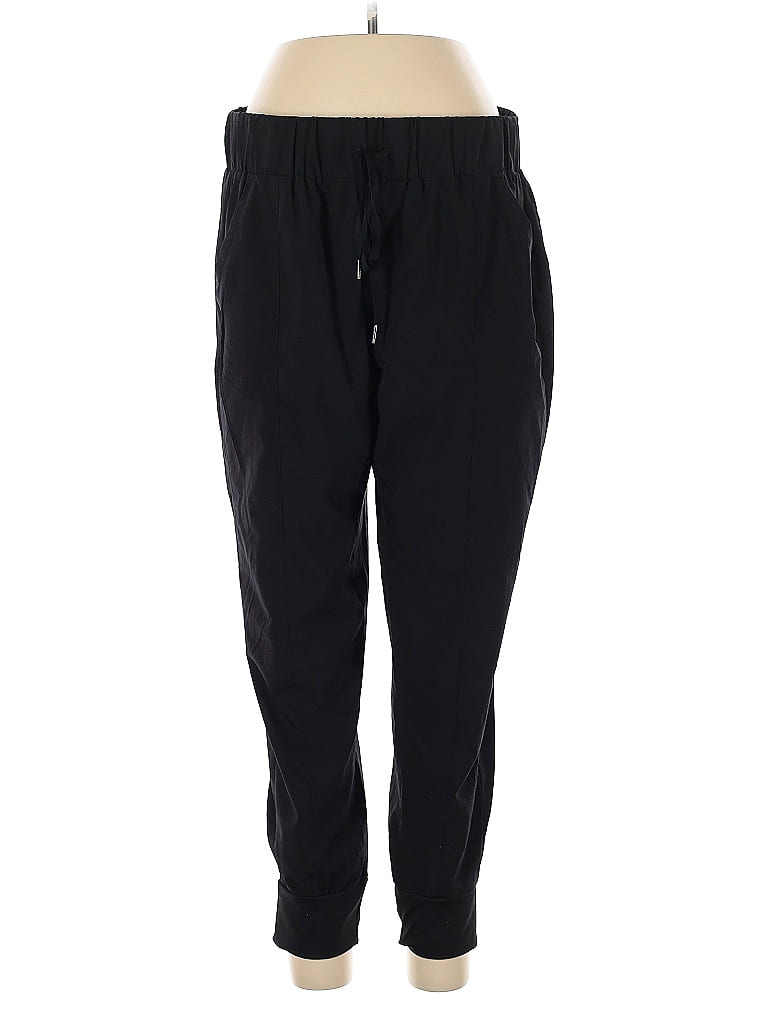 Apana Solid Black Track Pants Size L - photo 1