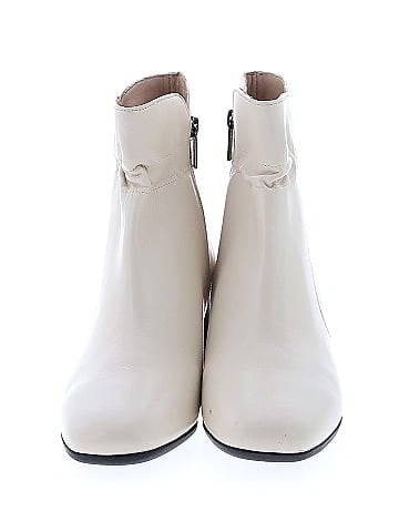 ABEO Ankle Boots (view 2)