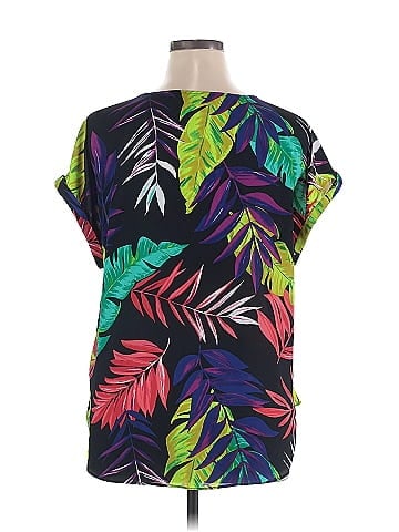 Bold Elements Short Sleeve Blouse (view 2)
