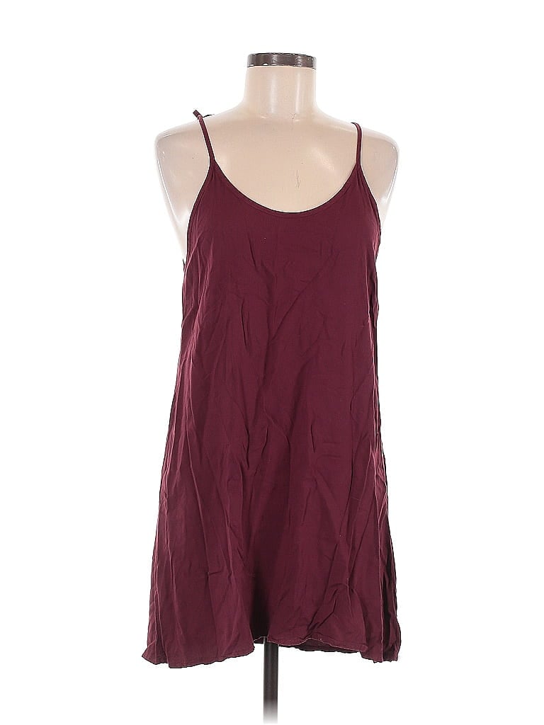 Pre-owned Brandy Melville Sleeveless Top Burgundy Halter Neckline Tops