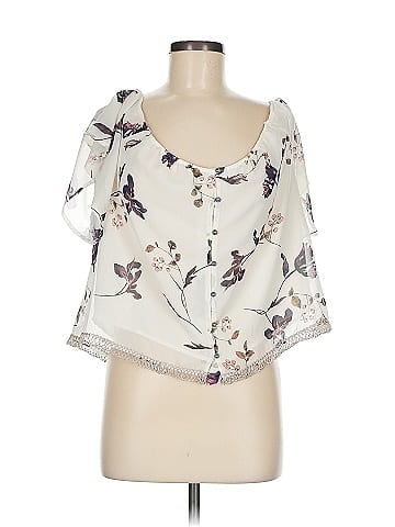 ASTR The Label 3/4 Sleeve Blouse (view 1)