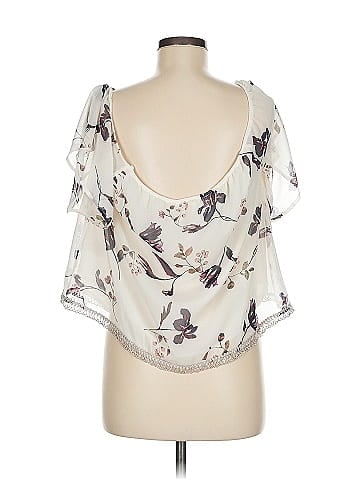 ASTR The Label 3/4 Sleeve Blouse (view 2)