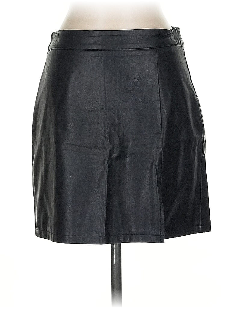 Click to view more detailed imagery on our partner's website Pre-owned Le Lis Faux Leather Skirt In Black