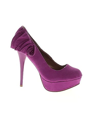 Qupid Heels (view 1)