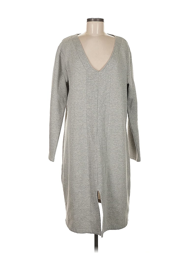 Pre-owned Prettylittlething Casual Dress In Gray