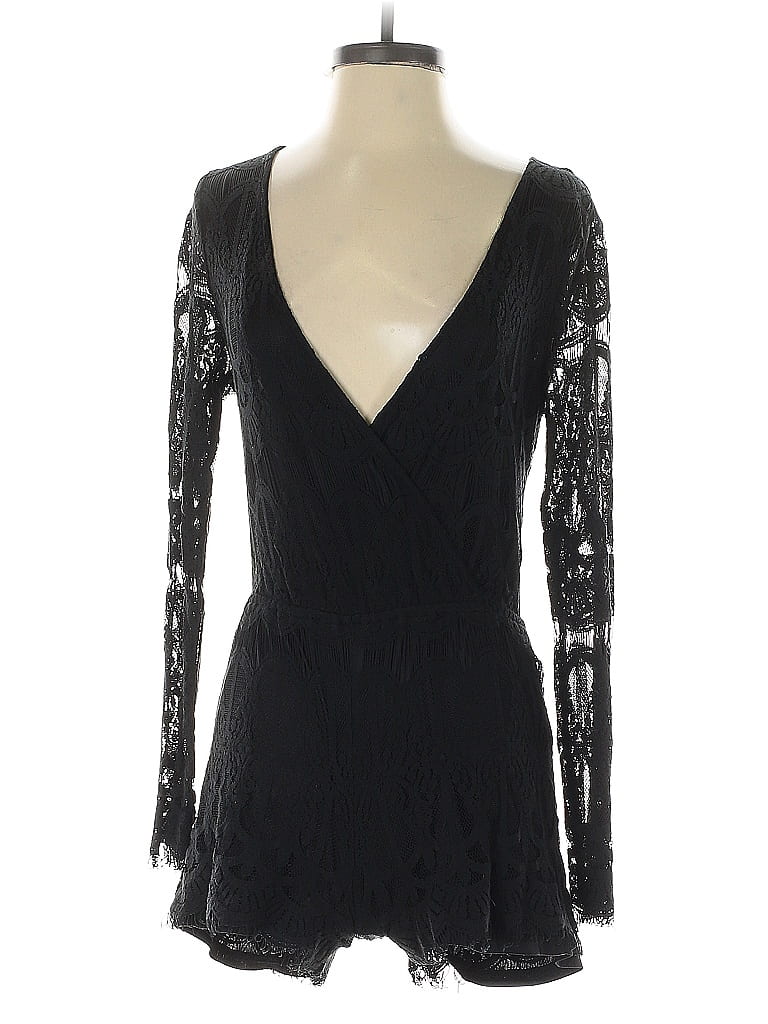 Pre-owned Blu Pepper Romper In Black