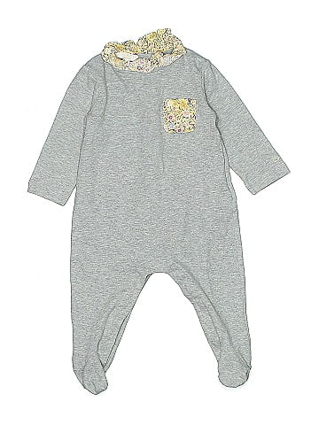 Gucci Long Sleeve Outfit (view 1)