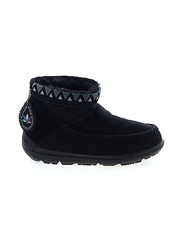manitobah Ankle Boots (view 1)