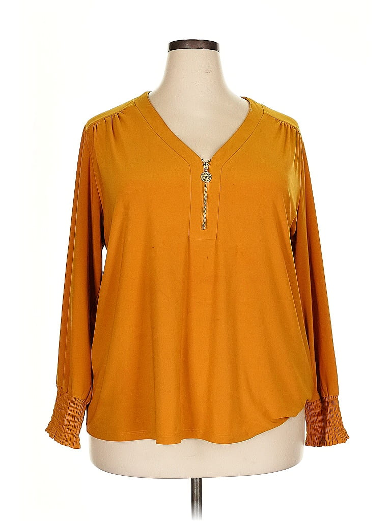 Click to view more detailed imagery on our partner's website Pre-owned Anne Klein Long Sleeve Blouse In Yellow