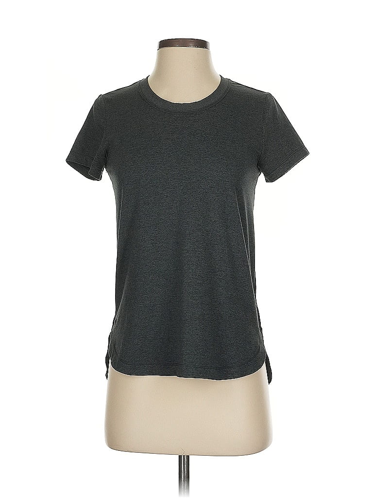 Pre-owned Athleta Short Sleeve T-shirt In Gray
