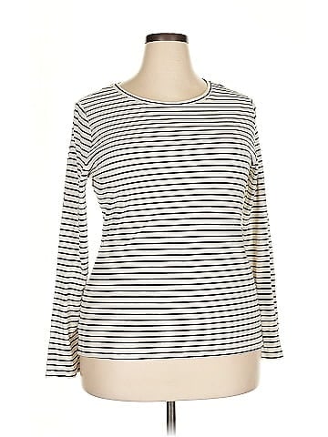 Time and Tru Long Sleeve T-Shirt (view 1)