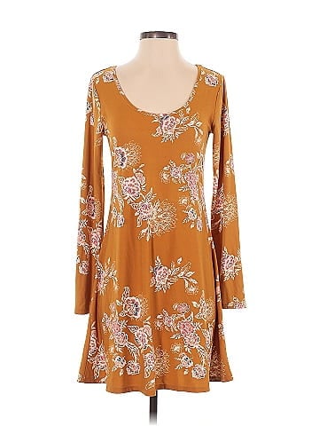 Mudd Casual Dress (view 1)