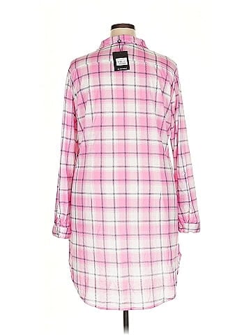 White Mark 3/4 Sleeve Button-Down Shirt (view 2)