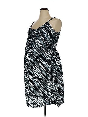 Liz Lange Maternity Cocktail Dress (view 1)