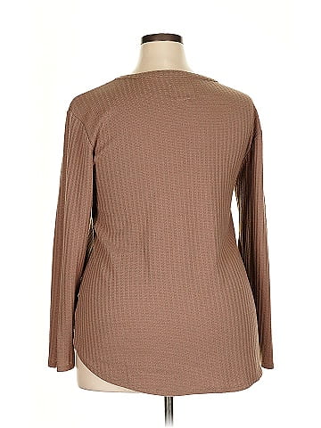 Chaser Long Sleeve T-Shirt (view 2)